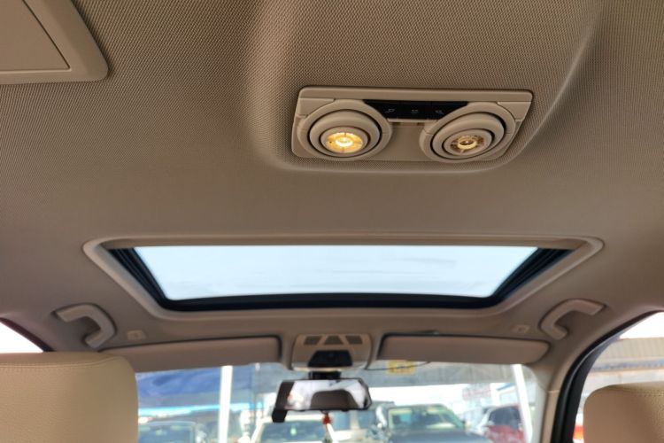 宝马3系 2013款 320Li 时尚型局部细节22