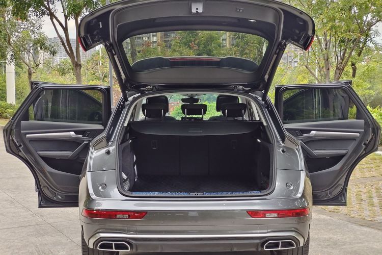 奥迪Q5L 2022款 改款 40T 豪华动感型局部细节23