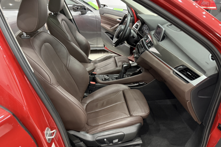 宝马X1 2019款 sDrive18Li 尊享型局部细节41