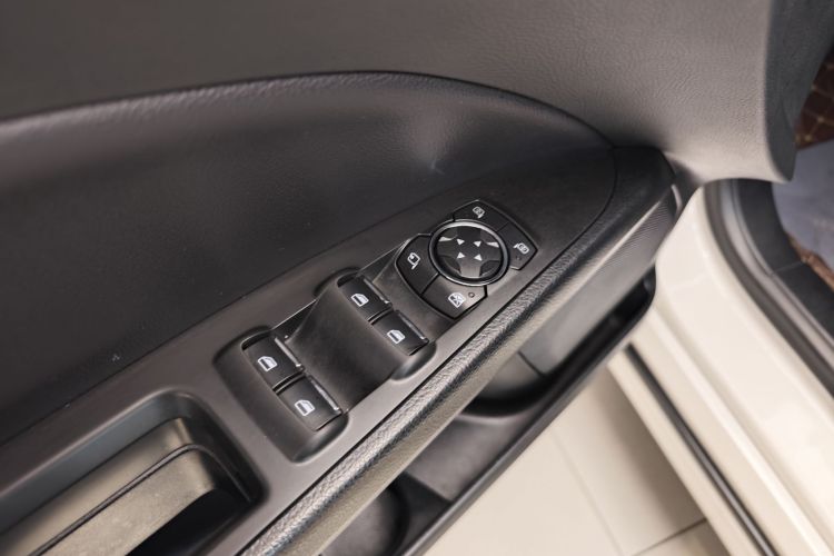 福特 蒙迪欧 2017款 EcoBoost 180 豪华型中控内饰7015