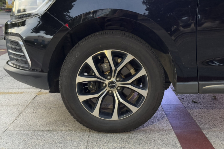 众泰T600 Coupe 2017款 1.5T 手动尊享型车身外观6007