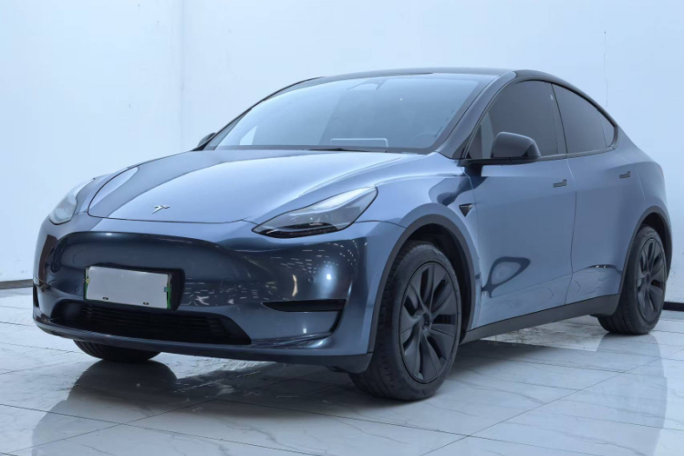 特斯拉 Model Y 2023款 后轮驱动版车身外观1