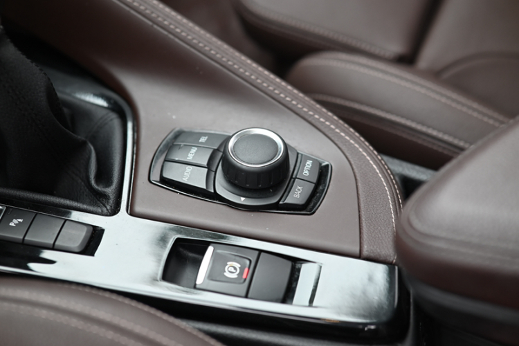 宝马X1 2016款 sDrive18Li 豪华型中控内饰7004