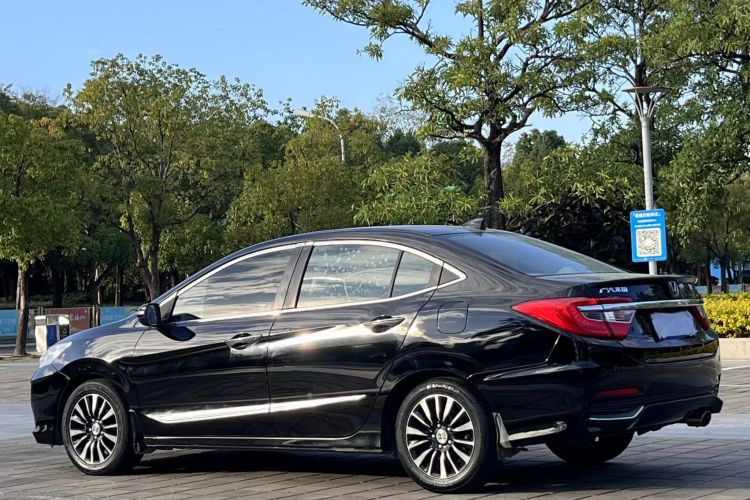 本田 凌派 2013款 1.8L 自动舒适版车身外观6005