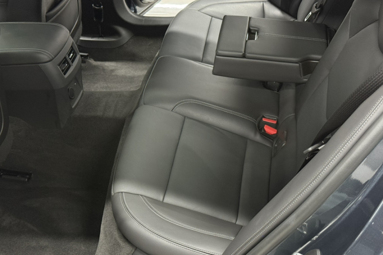 凯迪拉克CT5 2022款 28T 豪华型中控内饰7002