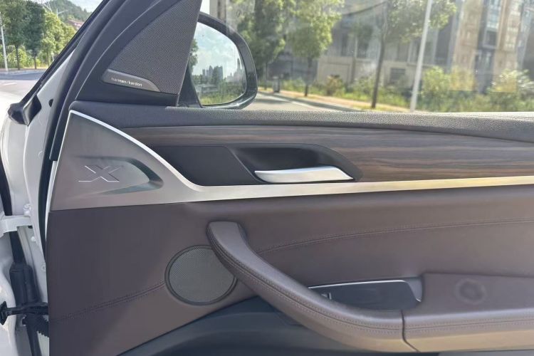 宝马X3 2020款  xDrive28i M运动套装局部细节9002