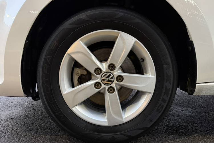 大众 桑塔纳 2019款 1.5L 手动风尚版 国VI车身外观6001