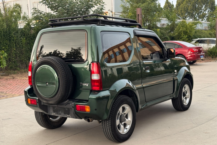 铃木 吉姆尼 2012款 1.3 AT JLX车身外观6007