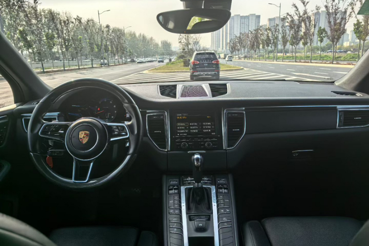 保时捷 2014款 Macan 2.0T中控内饰7002