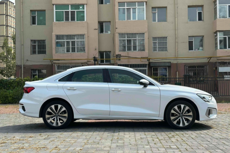 奥迪A3 2021款 A3L Limousine 35 TFSI 进取致雅型车身外观6002