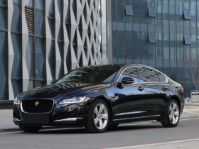 捷豹XFL 2020款 XFL 2.0T P200 两驱精英版