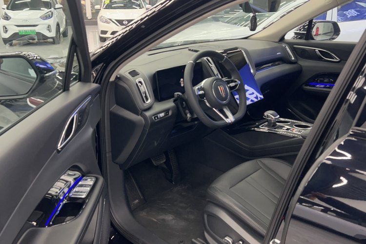 红旗HS3 PHEV 2024款 PHEV 115km 劲为版中控内饰7002