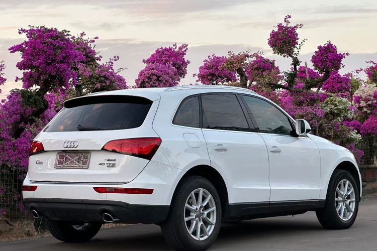 奥迪Q5 2016款 40 TFSI 进取型车身外观6006