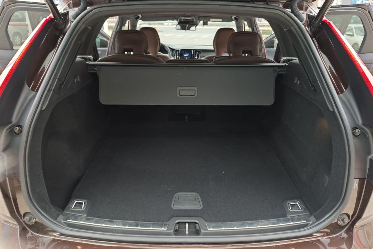 沃尔沃XC60 2021款 T5 四驱智逸豪华版中控内饰7003