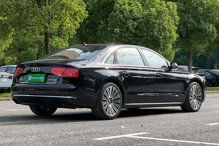 奥迪A8 2013款 A8L 45 TFSI quattro舒适型车身外观6005