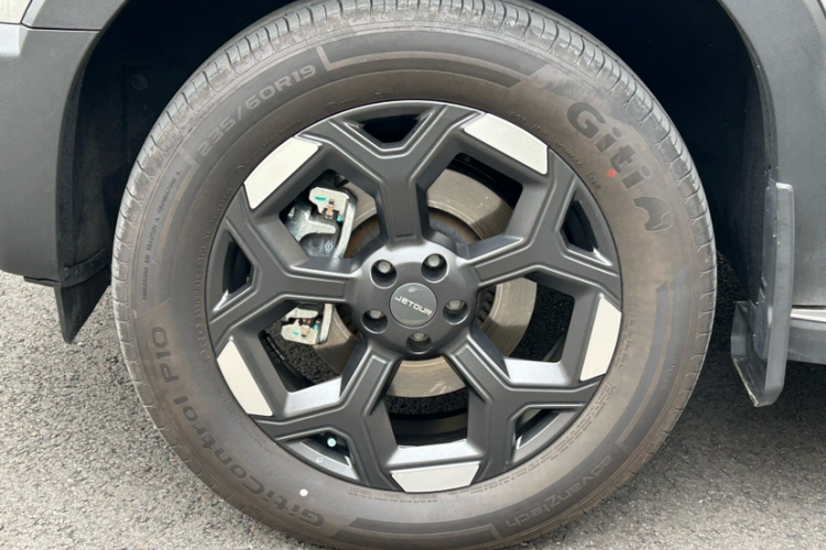 捷途自由者 2025款 2.0TD 自动XWD征服车身外观6007