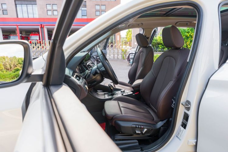 宝马X1 2021款 改款 sDrive25Li 领先型中控内饰7004