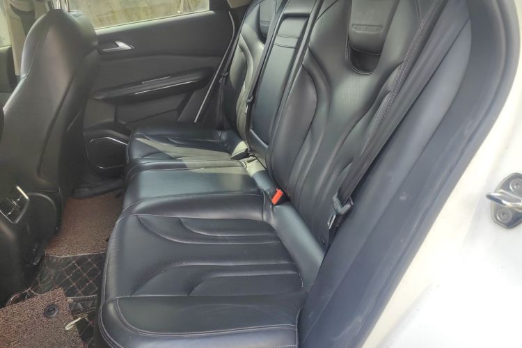 众泰T600 Coupe 2017款 1.5T 自动尊享型中控内饰7003