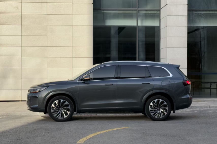 鸿蒙智行 问界M7 2022款 1.5T 后驱舒适版车身外观6001