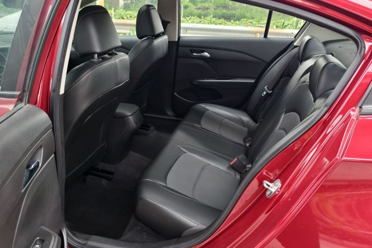 雪佛兰 科沃兹 2019款 325T 双离合欣悦版中控内饰7008