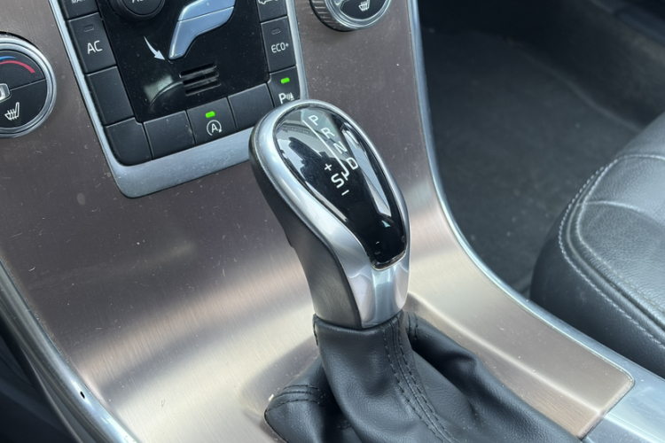 沃尔沃XC60 2017款 T5 智进升级版局部细节18