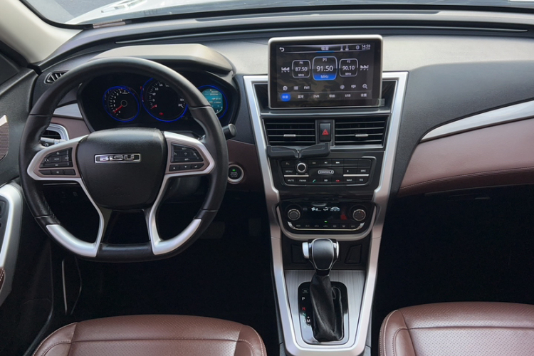 比速汽车 比速T3 2017款 1.3T CVT旗舰型中控内饰7002