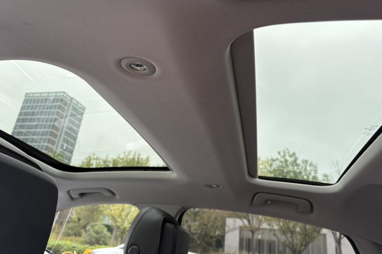 奥迪A6L 2019款 45 TFSI quattro 尊享致雅型中控内饰7011