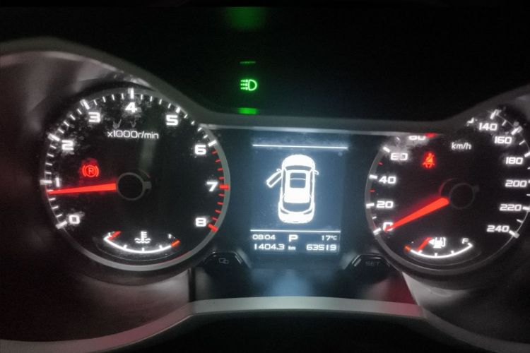 吉利汽车 博越 2018款 1.8TD 自动两驱智雅型中控内饰15