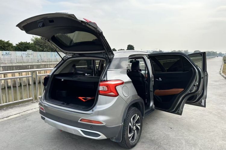 宝骏510 2017款 1.5L 自动豪华型车身外观6002