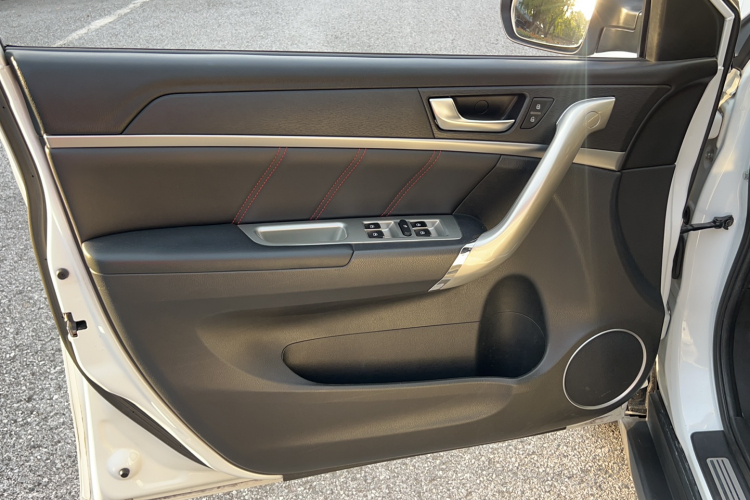 哈弗M6 2018款 改款 1.5T DCT两驱精英型中控内饰7002