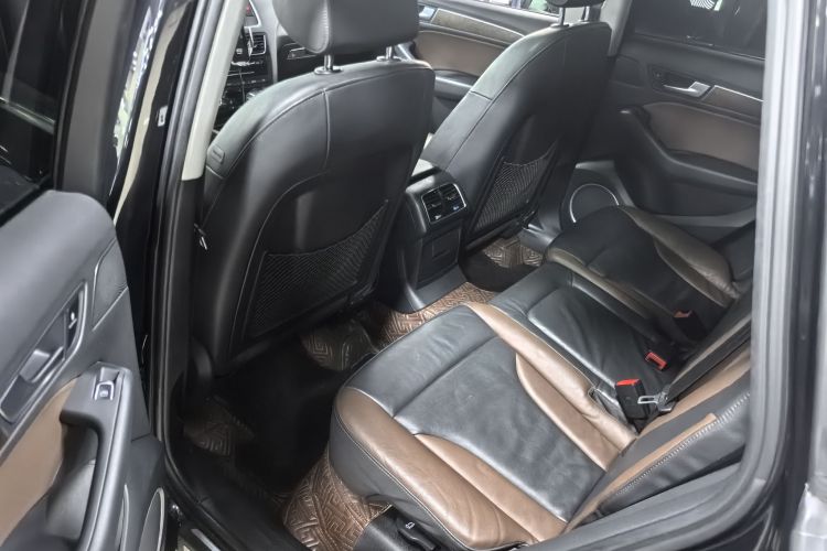 奥迪Q5 2017款 40 TFSI 舒适型车身外观6007