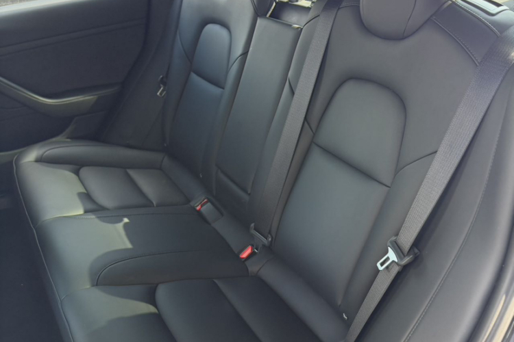 特斯拉 Model 3 2021款 标准续航后驱升级版中控内饰7001