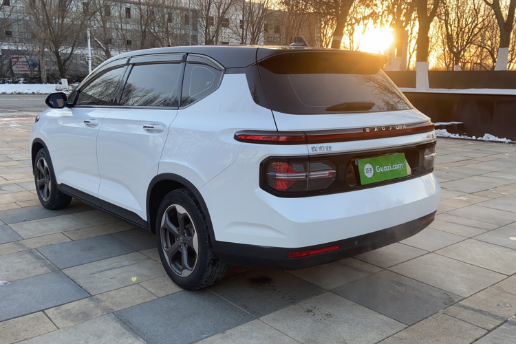 宝骏RM-5 2019款 1.5T CVT 24小时在线豪华型 7座车身外观6004