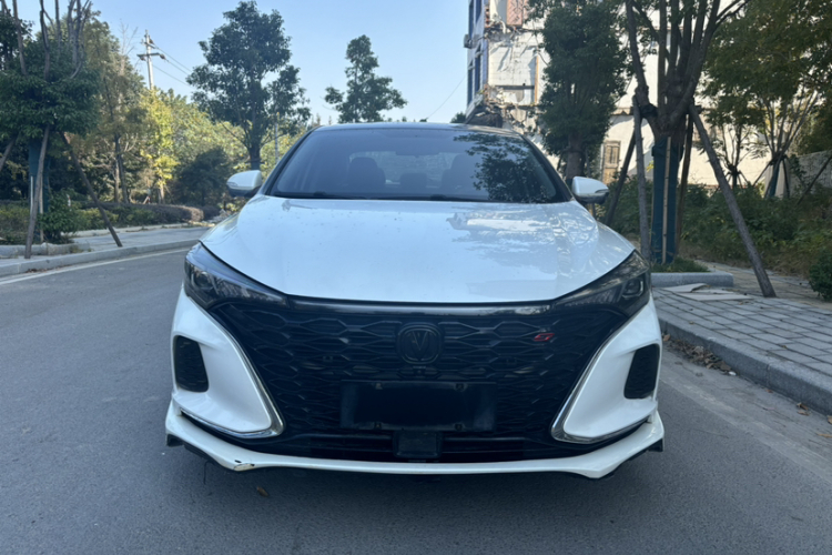 长安 逸动 2021款 PLUS 蓝鲸NE 1.4T GDI DCT尊贵型车身外观6008
