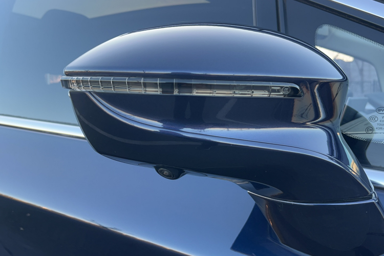 比亚迪 宋MAX 2021款 升级版 1.5T 自动旗舰型 6座局部细节9005