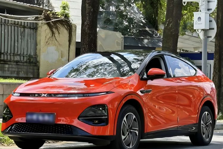 小鹏G6 2023款 580 长续航 Max车身外观1