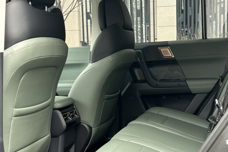 奇瑞iCAR 03 2024款 472km 四驱长续航智越版车身外观6005