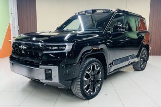 方程豹 豹8 2025款 智勇旗舰版 6座