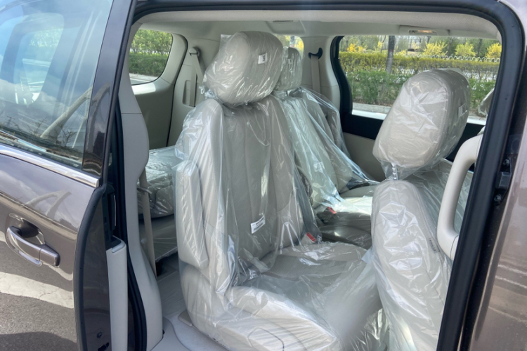 别克GL8 2023款 陆上公务舱 舒适型中控内饰7003