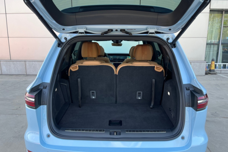 理想汽车 理想ONE 2020款 增程6座版局部细节23