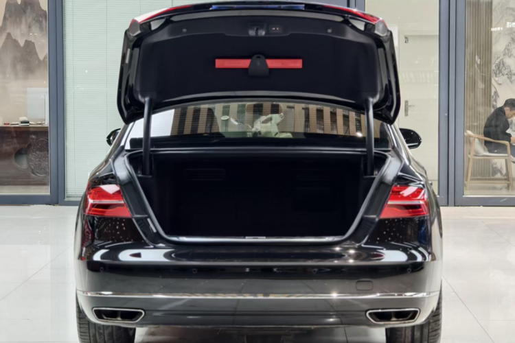 奥迪A8 2016款 A8L 45 TFSI quattro舒适型车身外观6013
