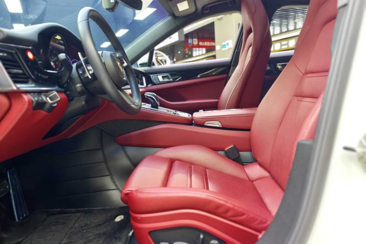 保时捷 Panamera新能源 2023款 Panamera 4 E-Hybrid 铂金版 2.9T中控内饰7006