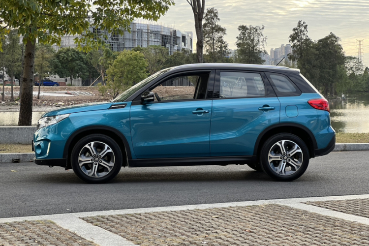 铃木 维特拉 2016款 1.4T 自动四驱旗舰型车身外观6002