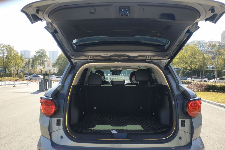 哈弗大狗 PLUS 2023款 1.5T 两驱潮野版Plus中控内饰7005