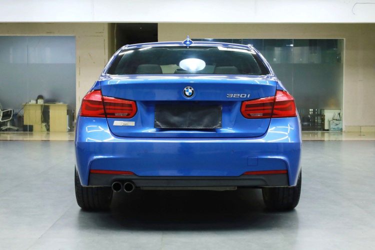 宝马3系 2017款 320i M运动型车身外观6004