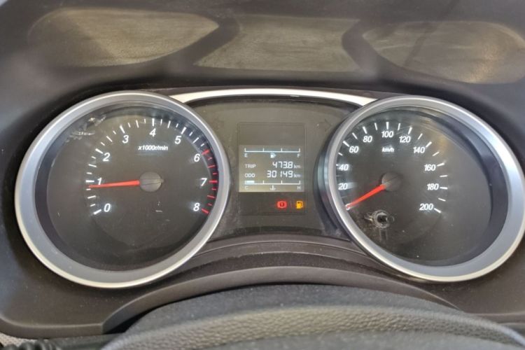 五菱汽车 五菱宏光 2021款 1.5L改款 S舒适型 液压助力LAR中控内饰15