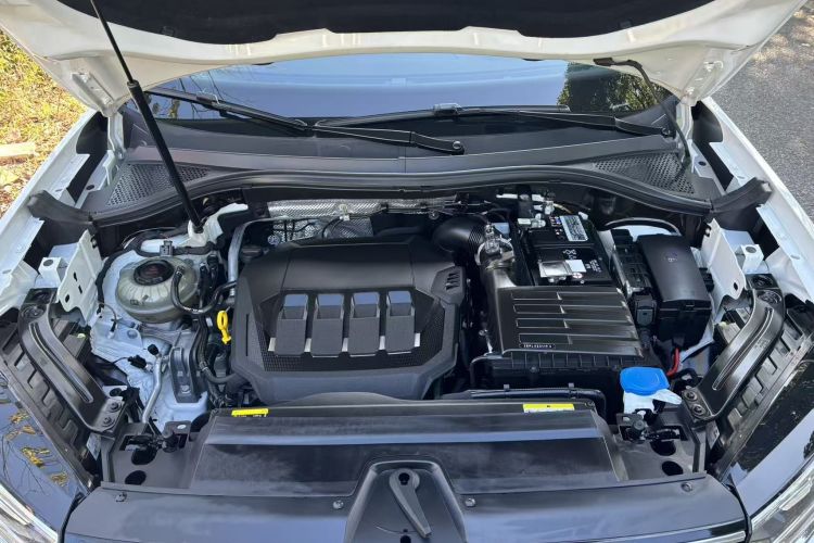 大众 探岳 2021款 330TSI 两驱3周年限量版中控内饰7009