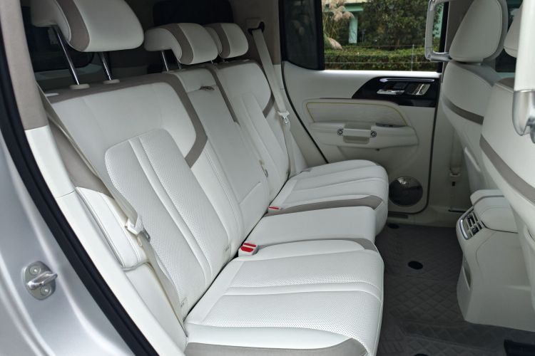 超境汽车 共创坦克300 2021款 2.0T 赛博坦克中控内饰7004