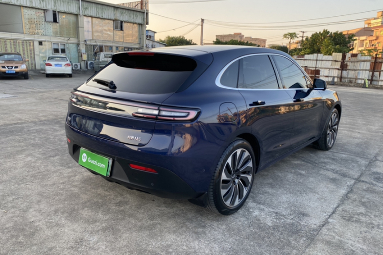鸿蒙智行 问界M5 2022款 增程后驱标准版车身外观6002