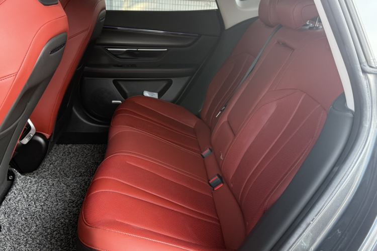 小鹏P7 2022款 480E+中控内饰7007